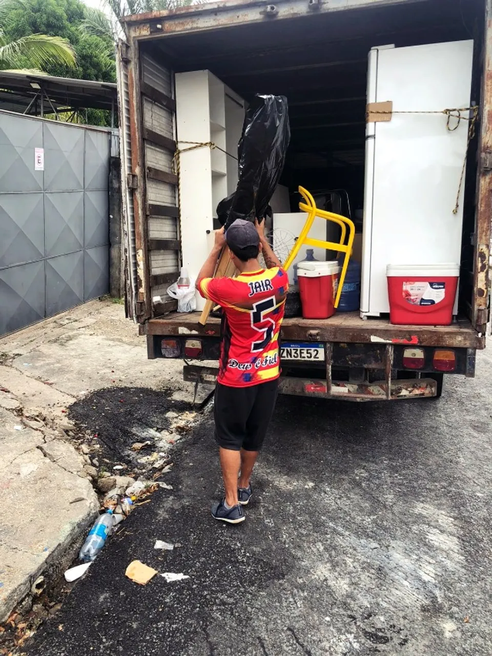 Frete Bau Seguro 9.8587.9689 ER Mudanças