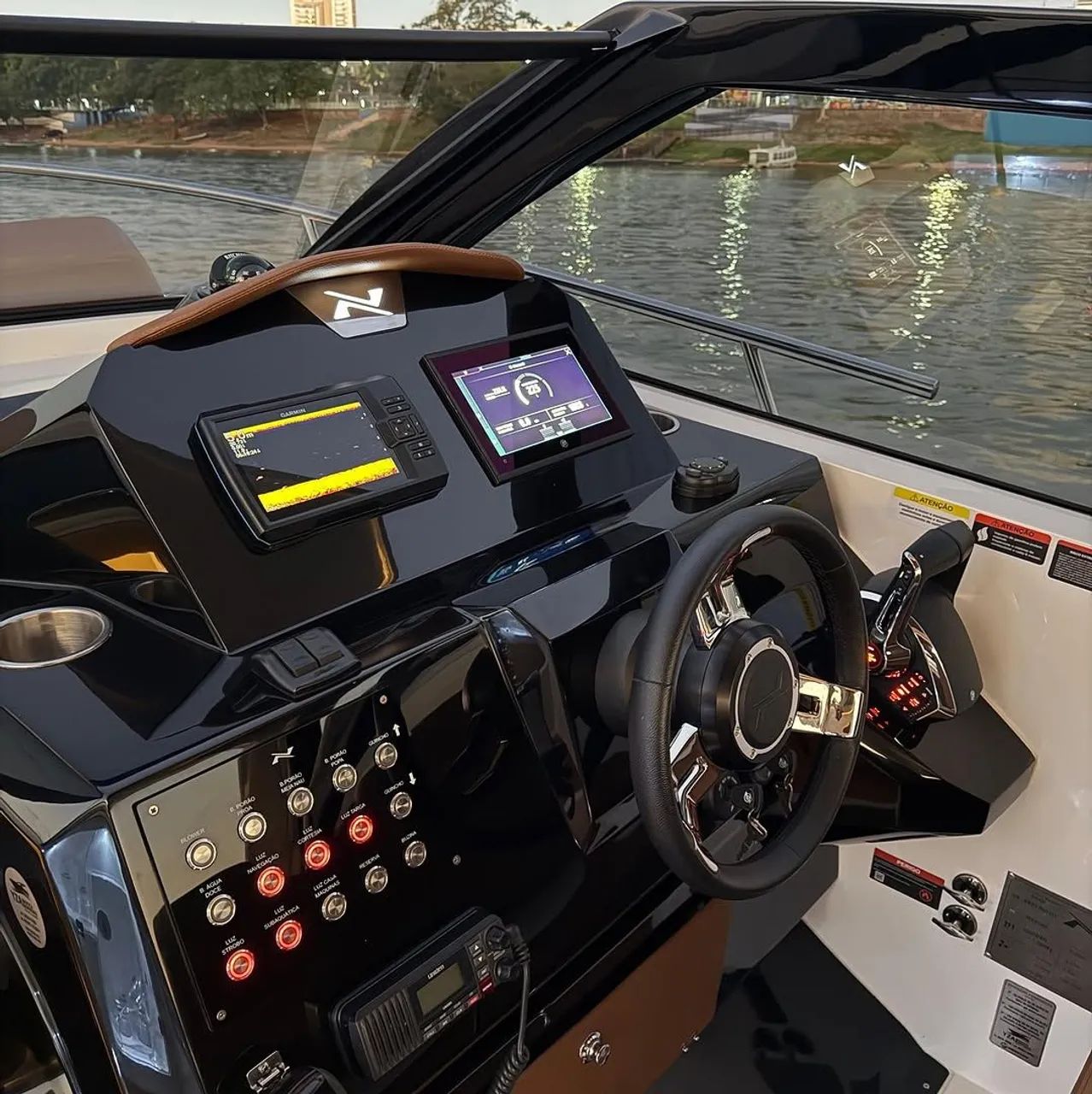 Nx 360 Sport coupé - 2025 x2 Mercruiser 250 HP ñ Phantom Triton Fs Sessa Armatti  - Foto 6