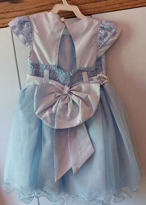 Vestido infantil de festa Azul Serenity. - Foto 3