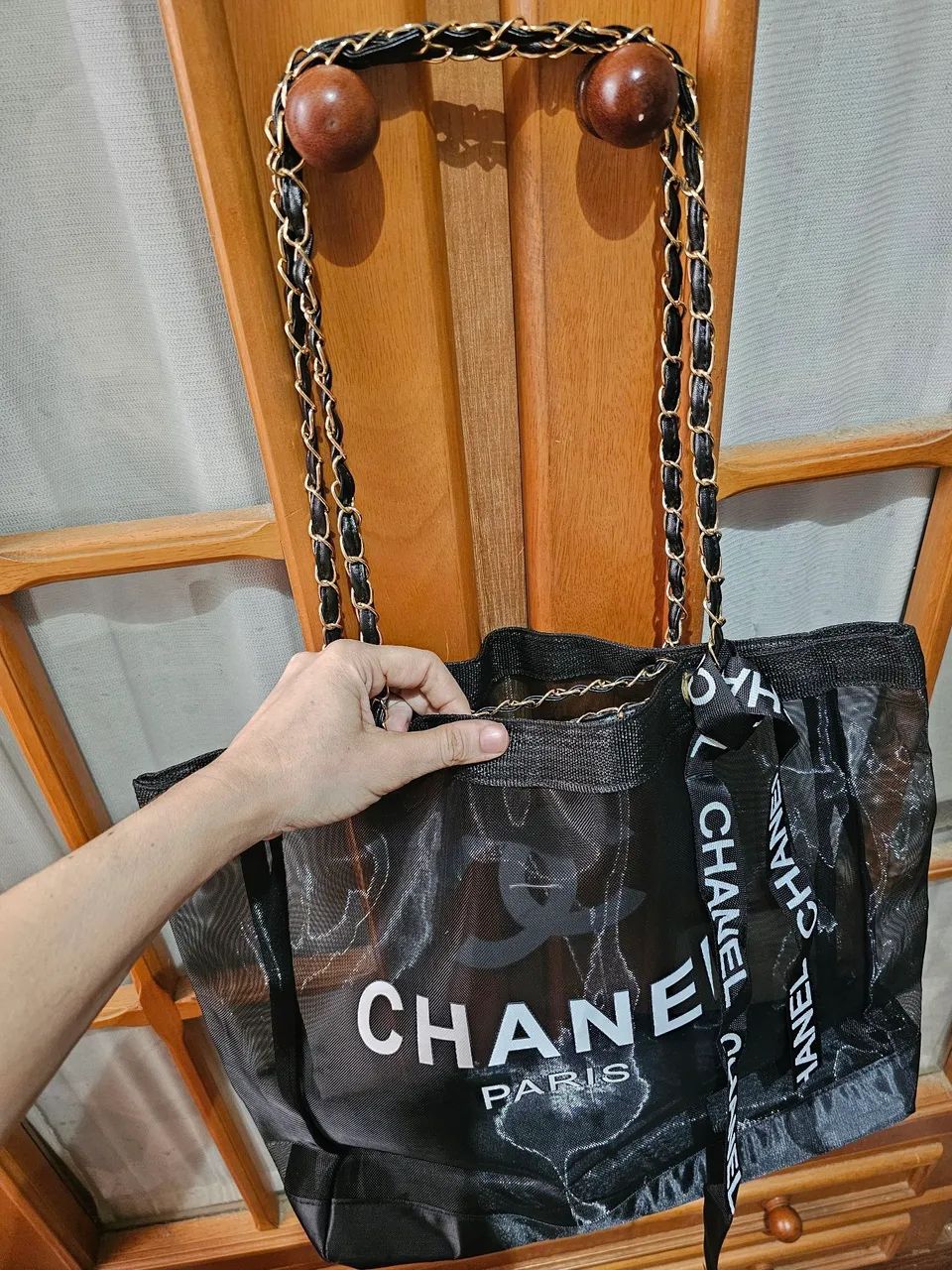 Bolsa preta tela alça correntes - Foto 4