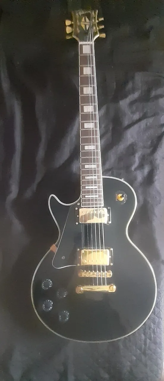 Gibson Les Paul Custom Black chinesa canhota