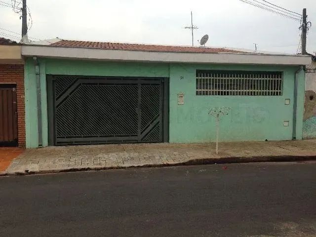 Casa padrã em Quintino Facci I - Ribeirão Preto