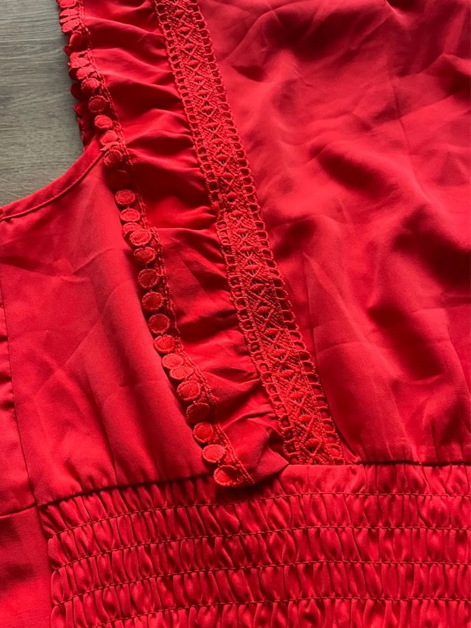 Cropped tam P sem mangas vermelho da J Bia - Foto 4