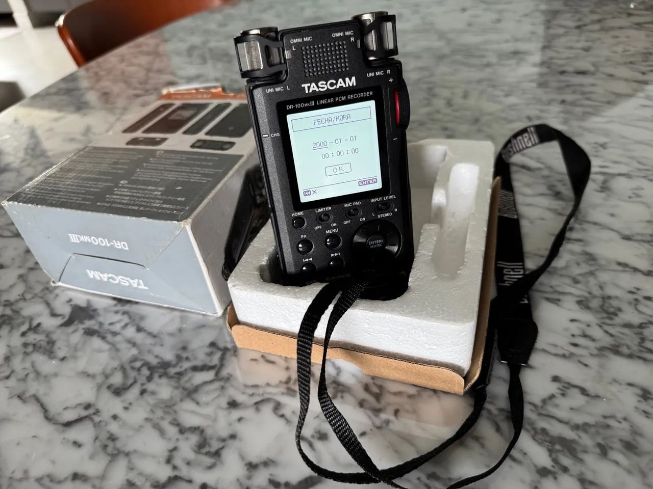 Gravador PCM Linear Tascam DR-100mkIII - Foto 4