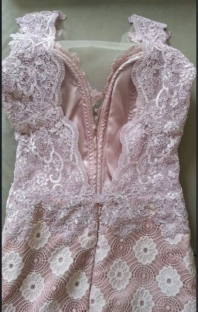 Vestido de renda maravilhoso  - Foto 3