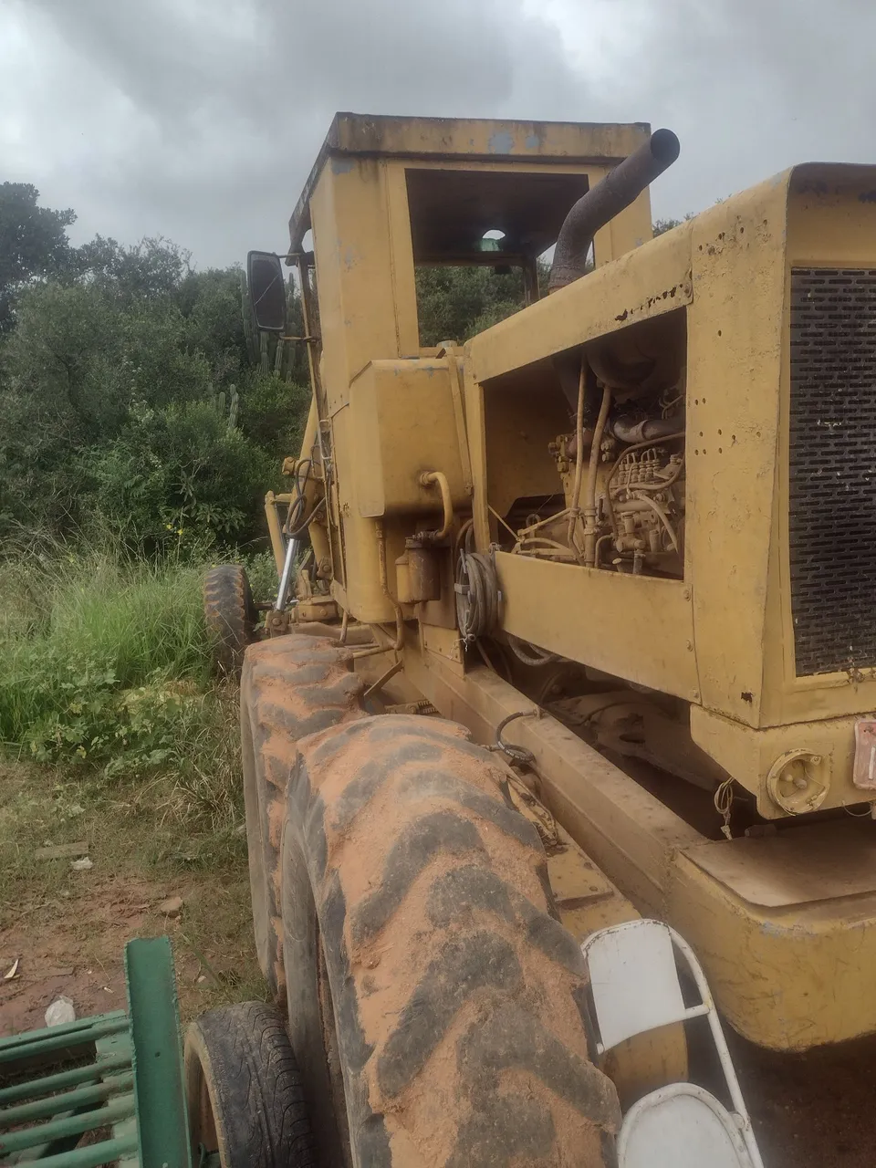 Motoniveladora Caterpillar