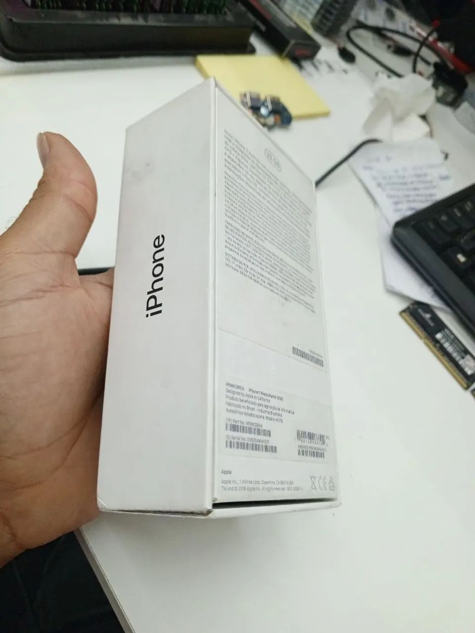 Caixa para iPhone 7 32 GB preto matte 