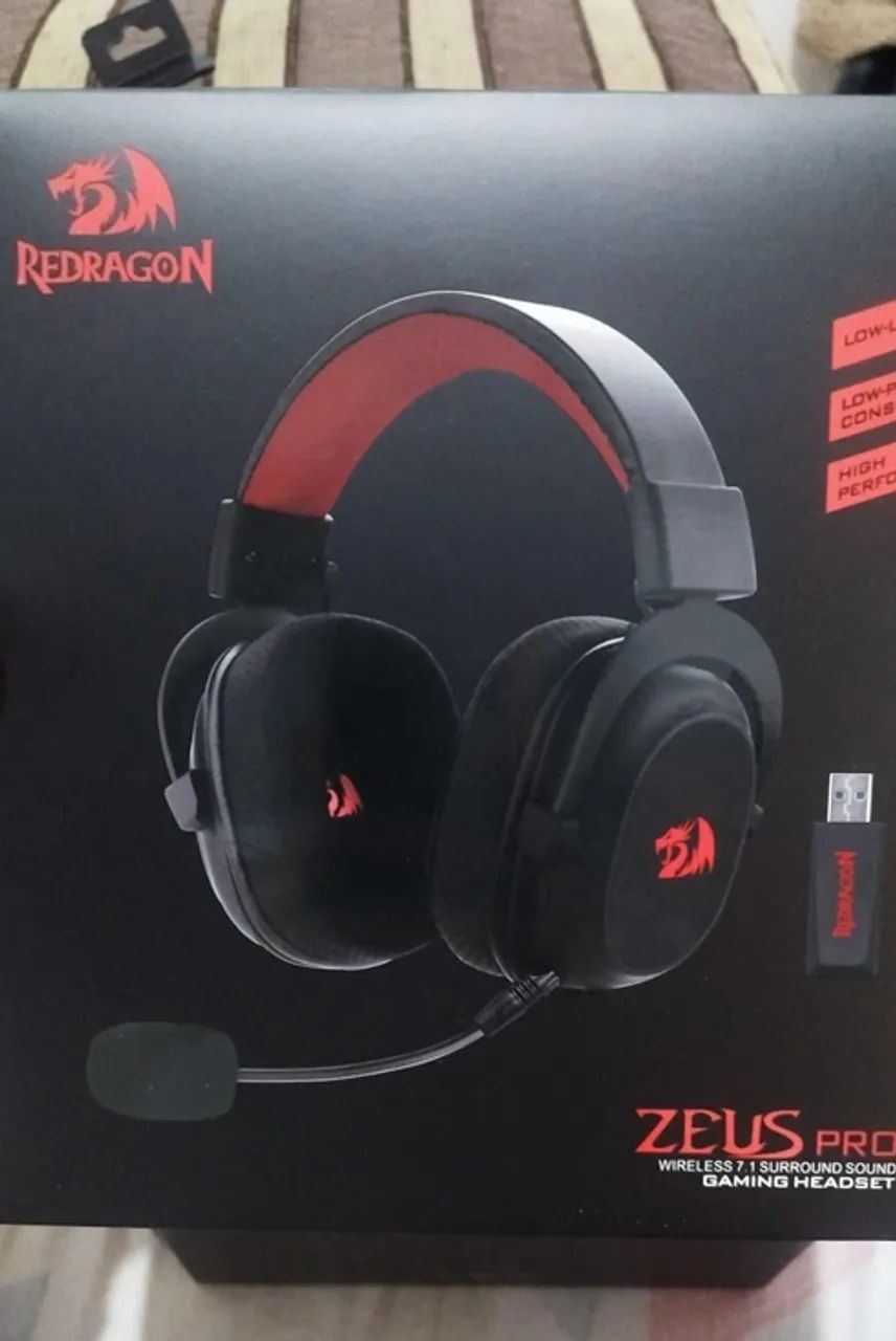 Headset Gamer Redragon Zeus Pro Preto Sem Fio 7.1 H510-PRO - Fones