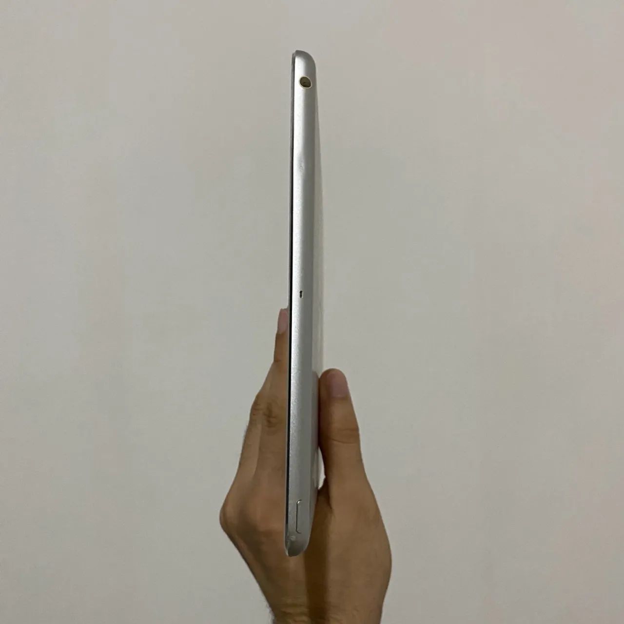 iPad Air 1 16 gb | Excelente estado | Caneta + Case + Teclado - Foto 6