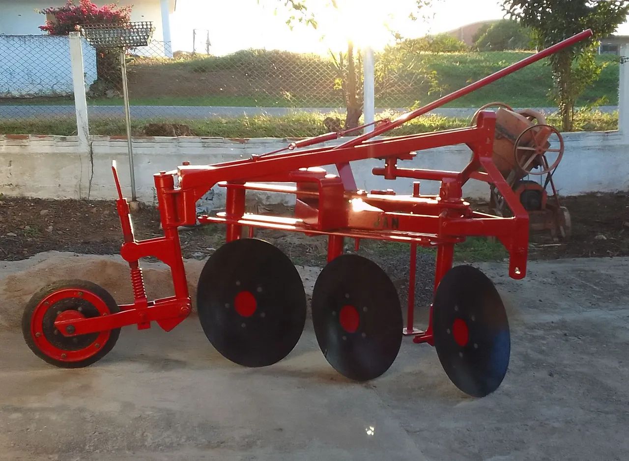 Arado de disco 3 discos