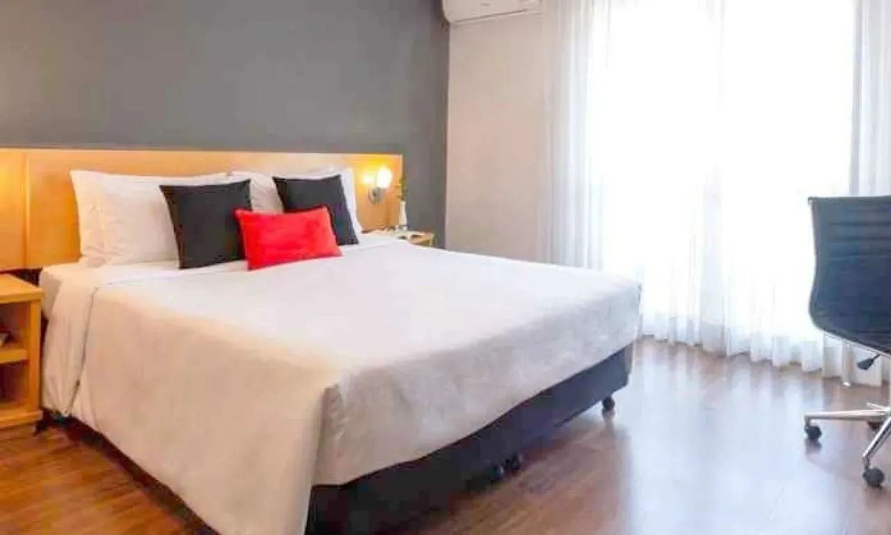 Flat mobiliado e com serviços prox a Av. 9 de Julho e Shopping Pamplona