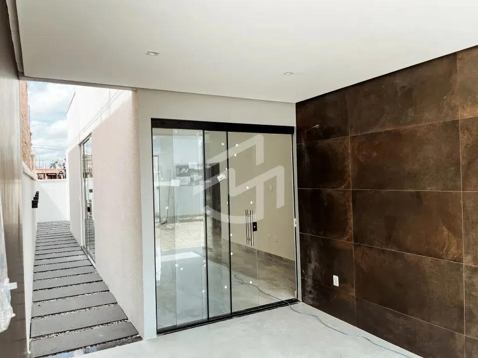 CASA PORTO MARINA, COM 3 QUARTOS SENDO 1 SUITE À VENDA(606), 160 M² POR R$ 680.000,00 - CE