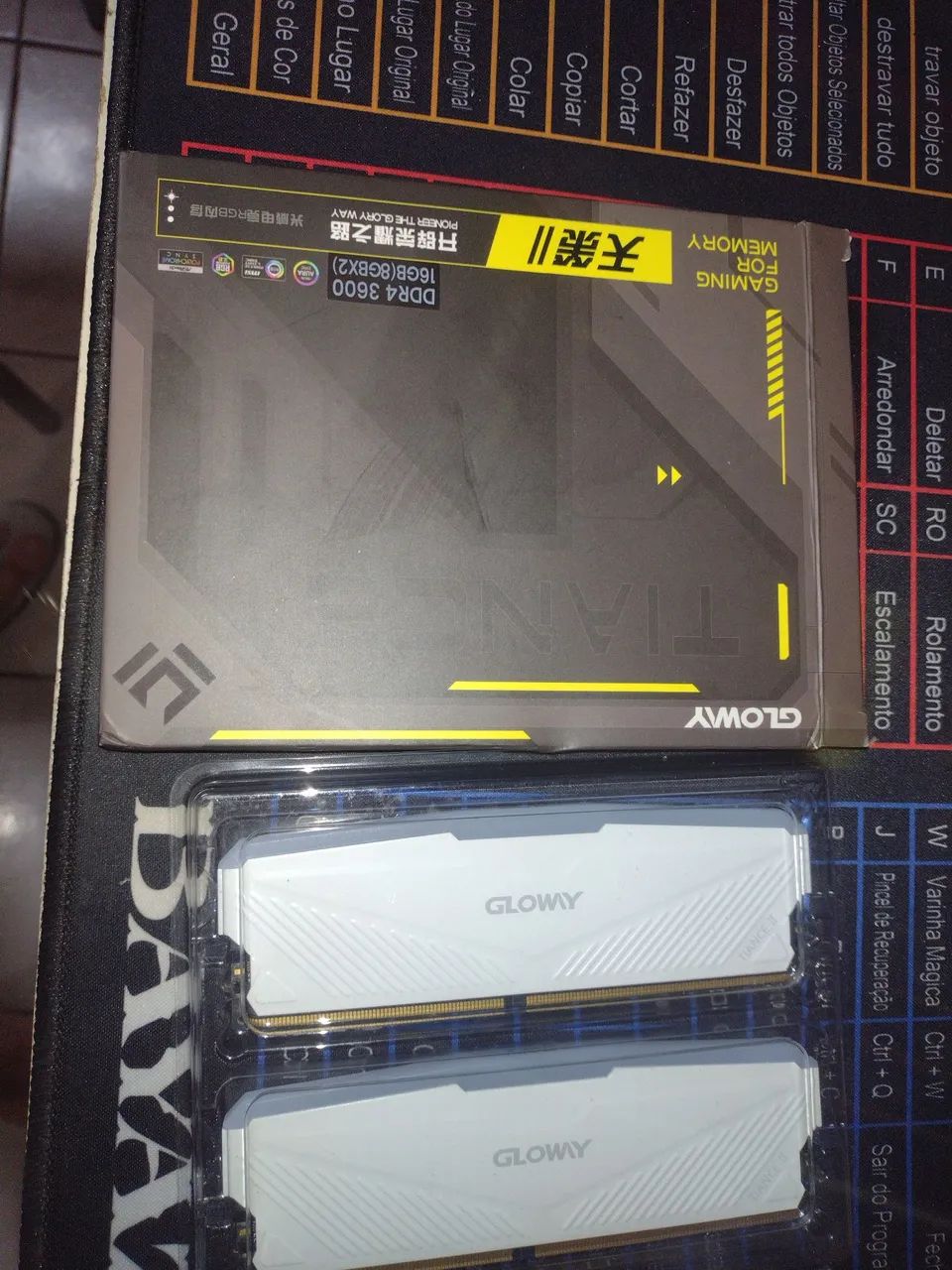 Memória RAM GLOWY 16GB DDR4 3600MHz