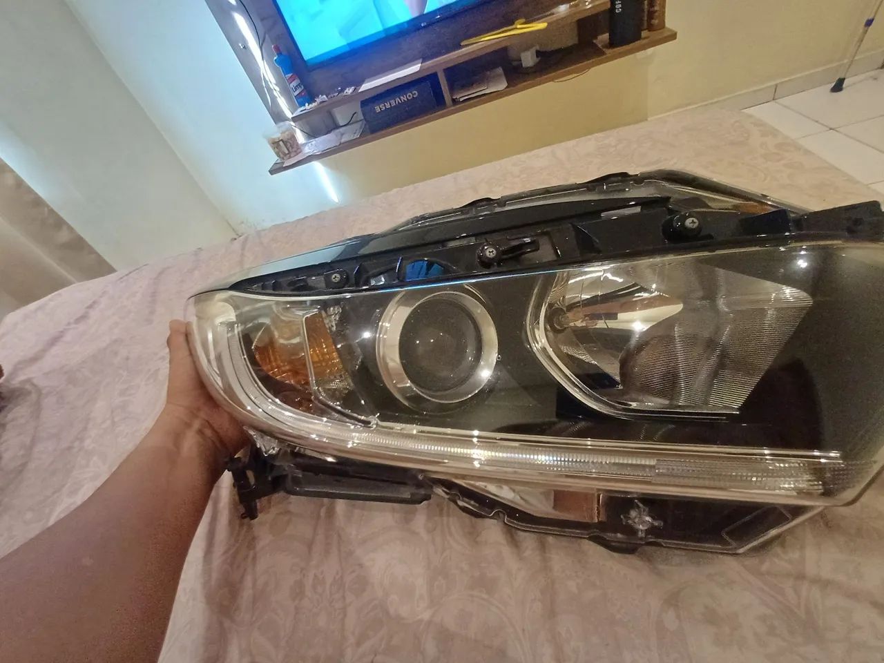 Farol Dianteiro Direito Honda hrv 2017 a 2020 Original com led