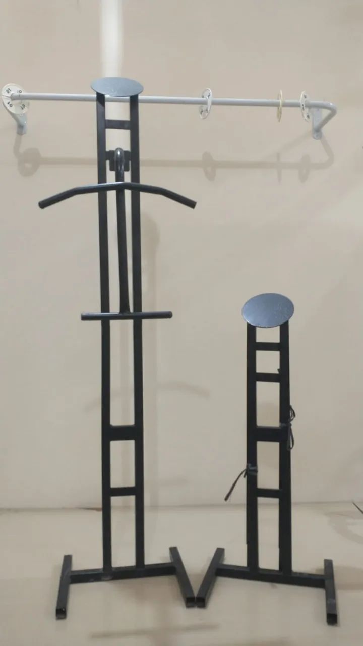 Totem de metalon p/ confecção