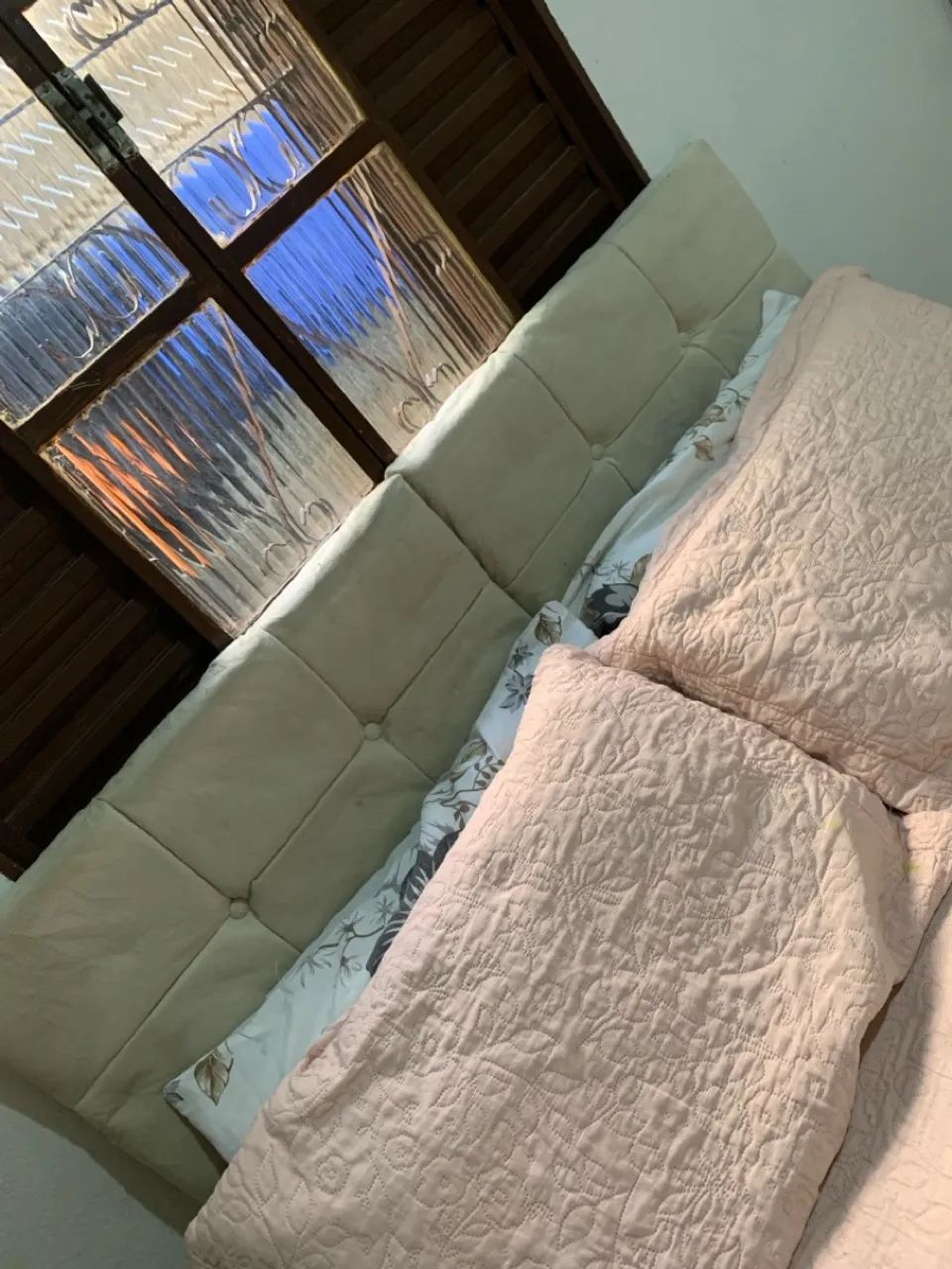 Cabeceira estofada / Cama box