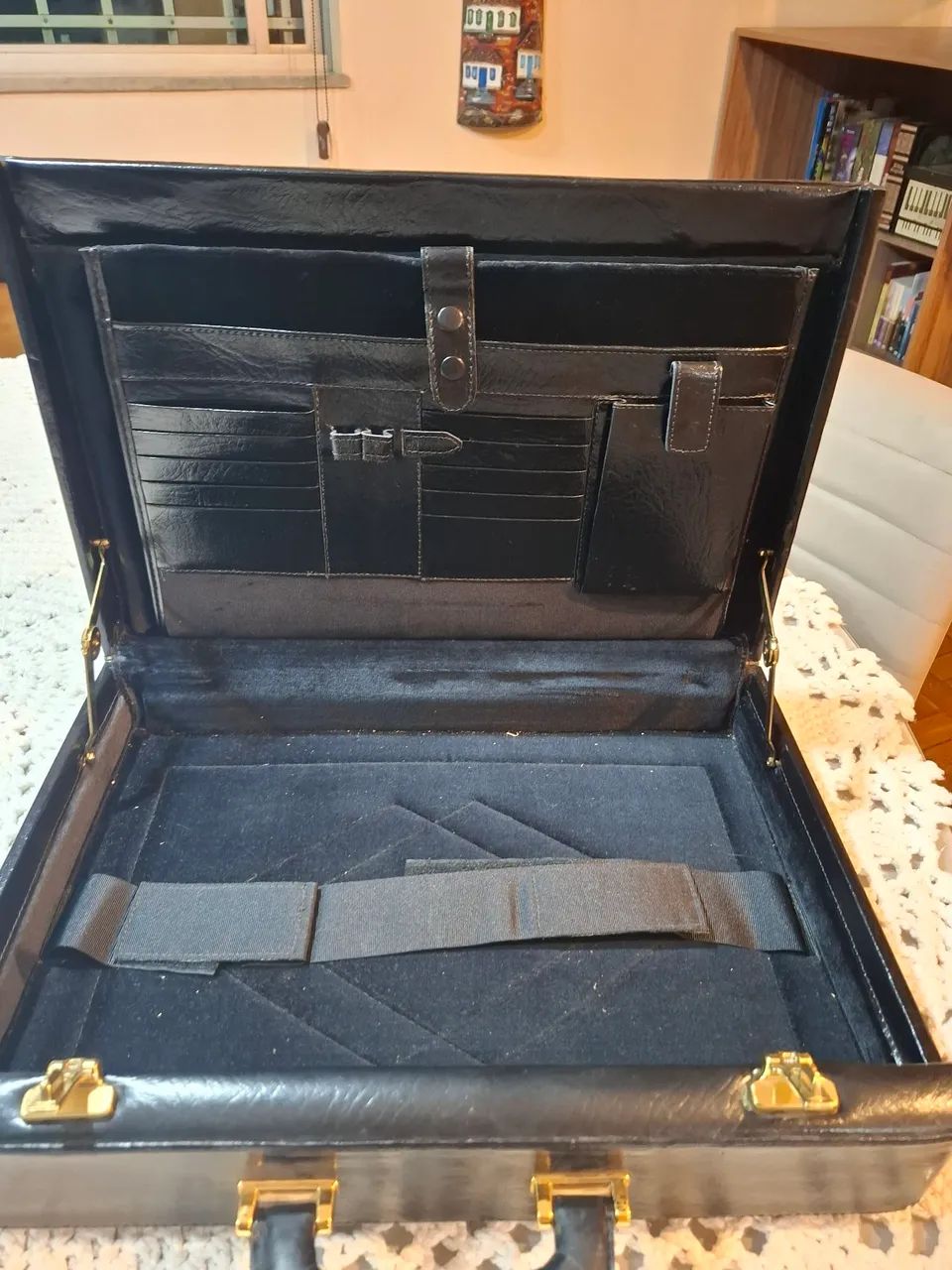 Maleta Executiva impecável  - Foto 3