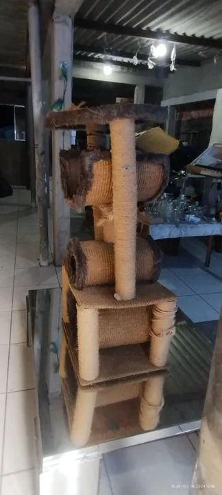 Casinha arranhador para gato em ótimo estado! - Foto 3