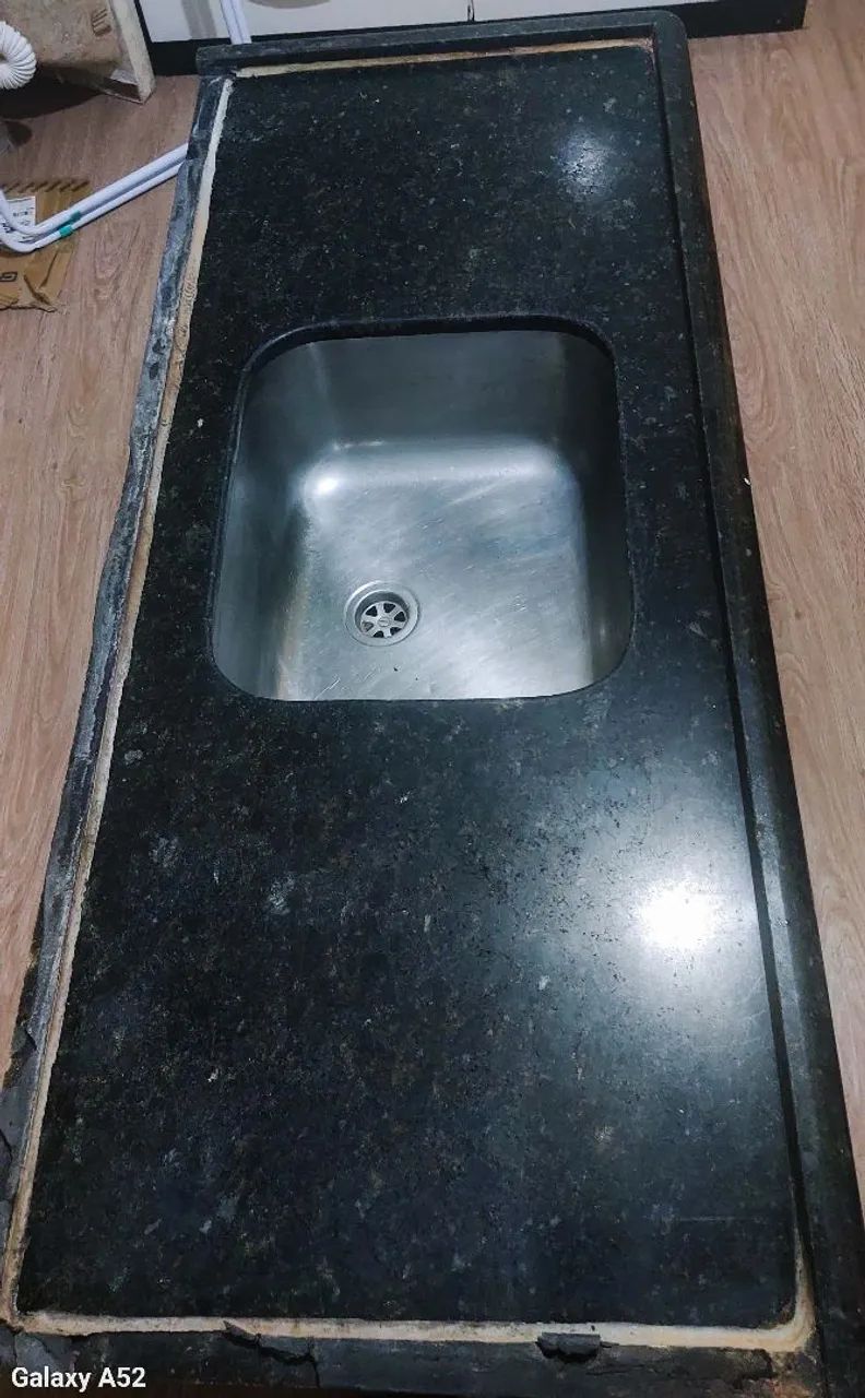 Pia com bancada em granito64840789129987120