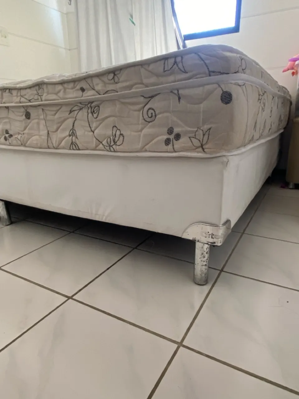 Cama Box Casal com Colchão - Conforto Garantido