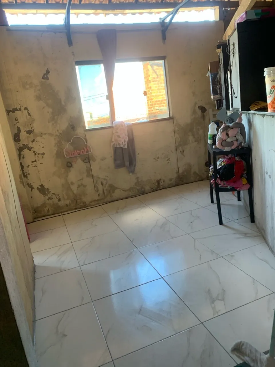 Alugo casa 1 andar