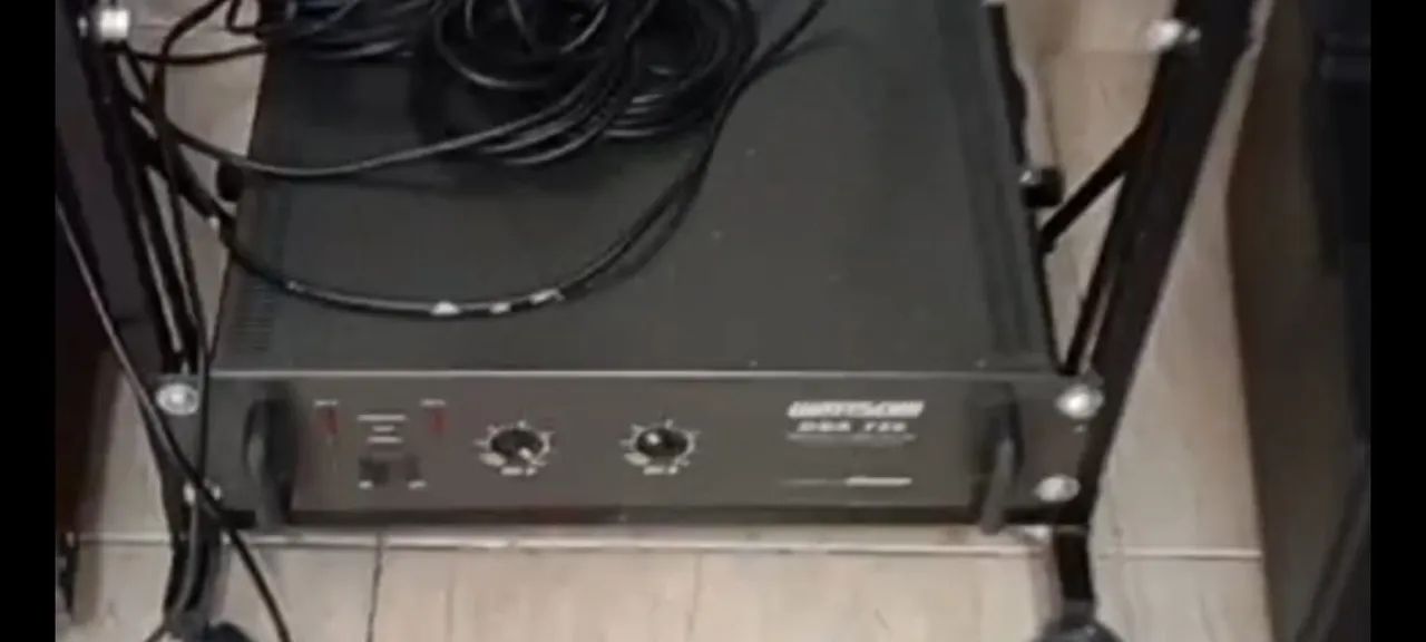 Mesa de Som 12 Canais Watson AMBW 12 e Amplificador  - Foto 3