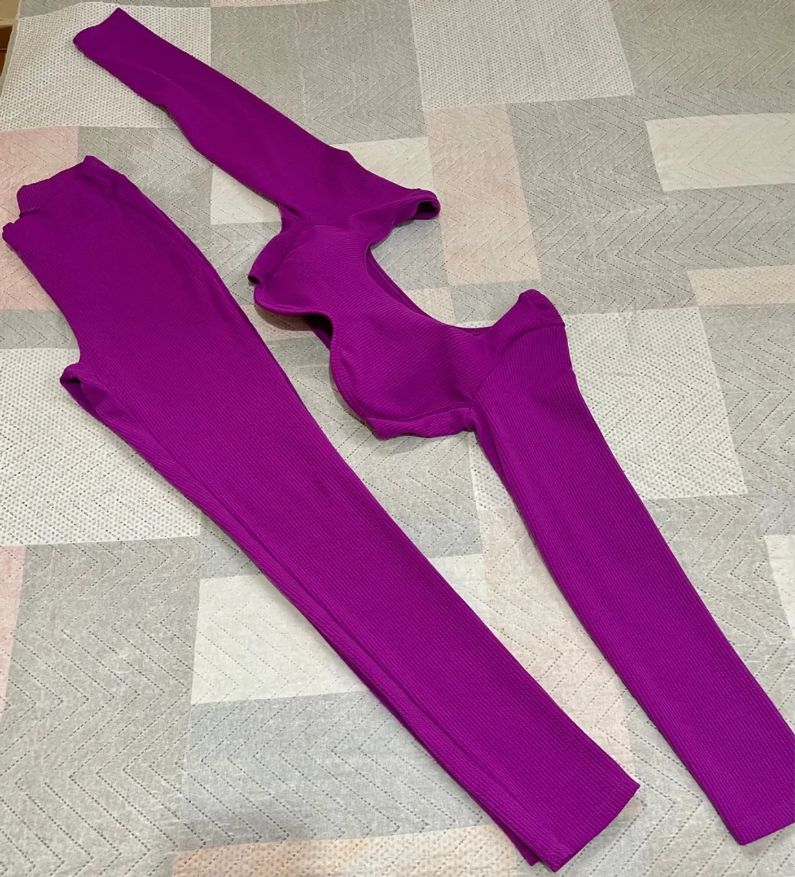 Conjunto Roxo