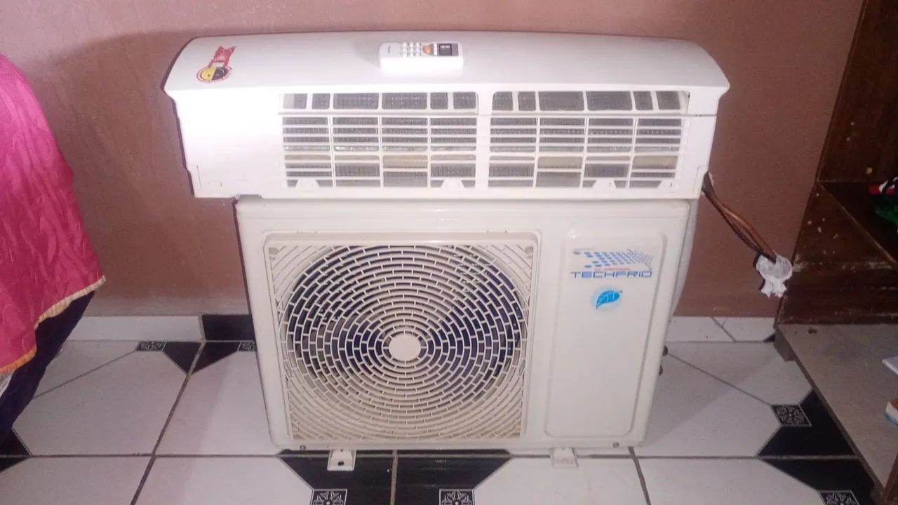 Vendo uma central de ar techfrio,12 mil BTU - Foto 2