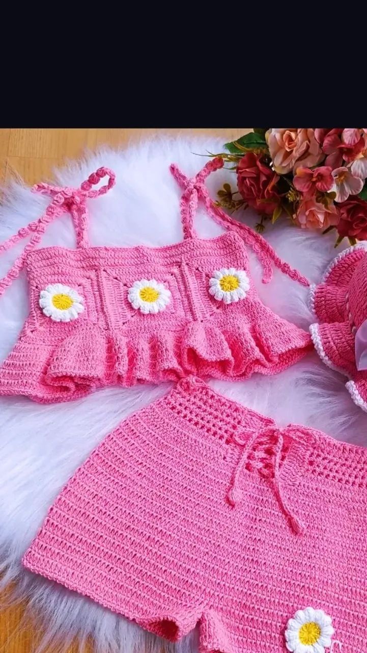 Vestidos e conjuntos de crochê 