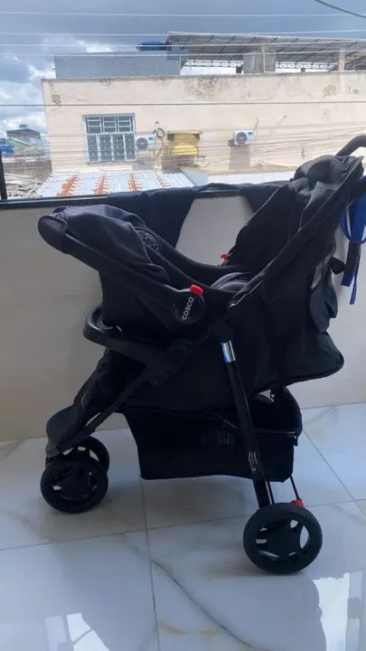 Bebê conforto e carrinho de bebê 