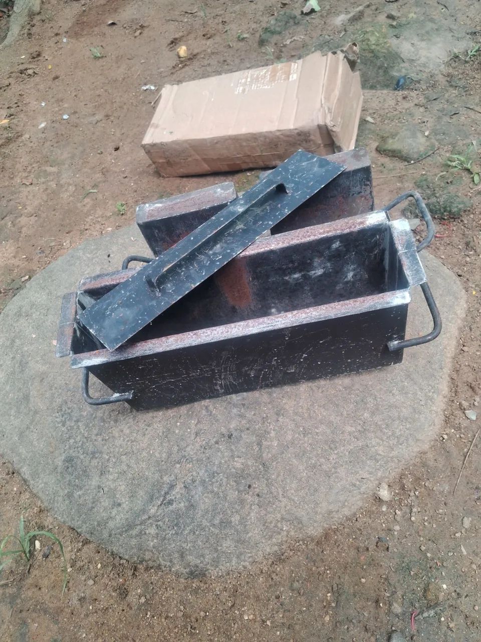 Fôrma para Blocos de Concreto 9×19x39 com fundo - Foto 2