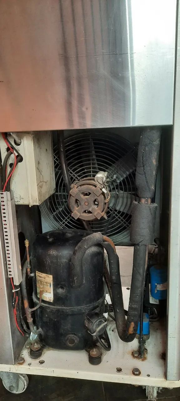 Máquina de Sorvete e Açaí   Arpifrio 50 Litros hora - Foto 4