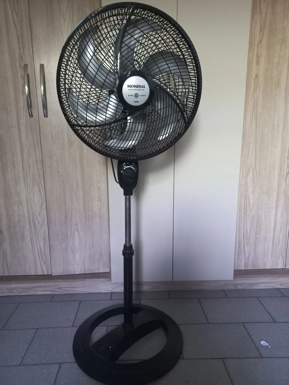 Ventilador de Coluna Mondial Maxi Power 40cm