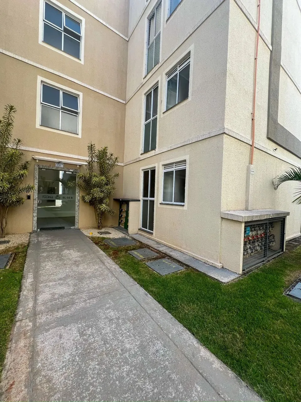 Venda: Apartamento No Comd. Resid. Campo Das Tulipas s.