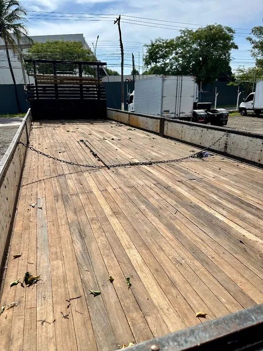 Carroceria de madeira 8.40mt - Foto 4