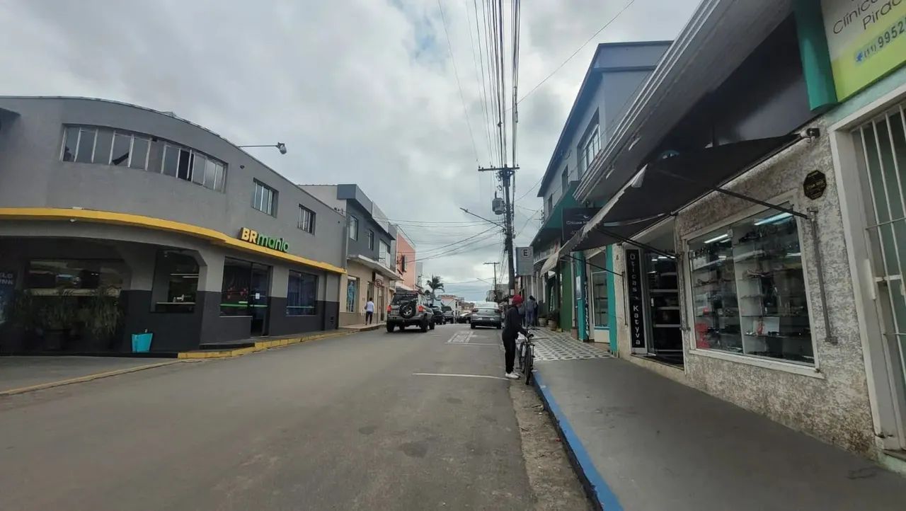 Terreno à venda no centro de Piracaia, próximo aos bancos, padaria, farmácias e supermecad - Foto 5