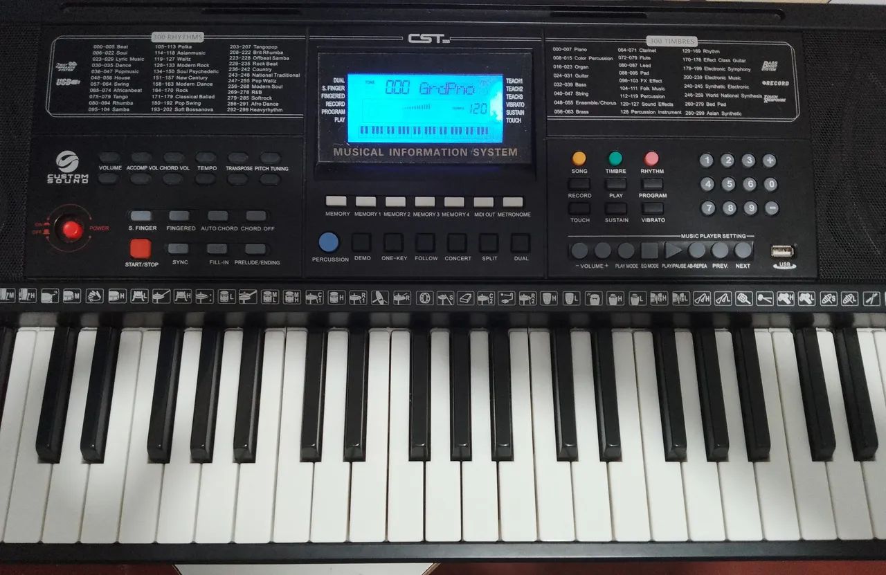 Teclado Musical com 61 Teclas - Ótimo estado! - Foto 3