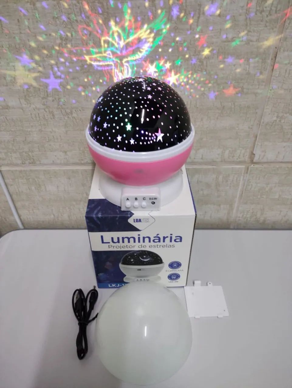 Luminária Projetor de Estrelas e LEDs 