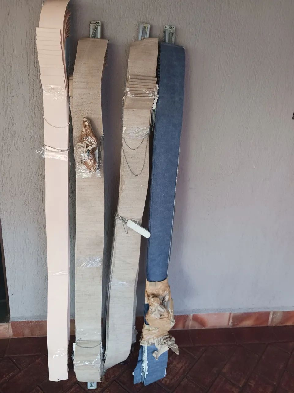 4 Persianas verticais =299,00