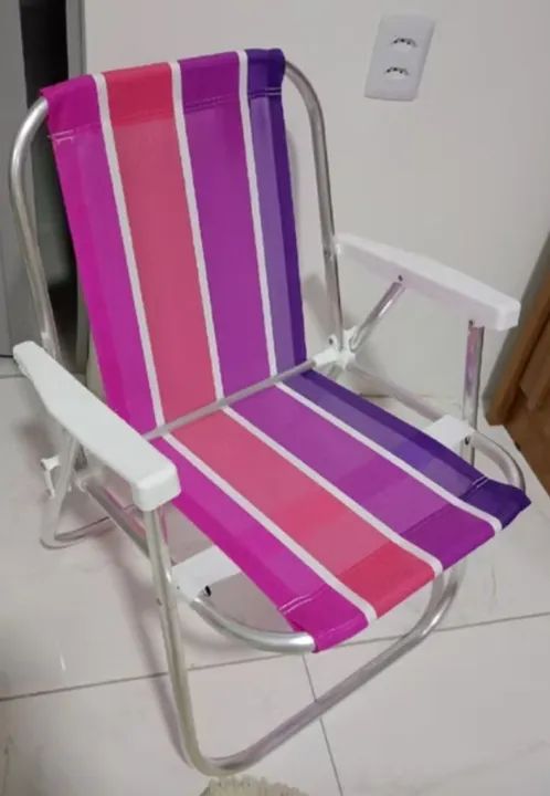 Vendo Cadeira e Guarda -Sol Novos - Foto 3