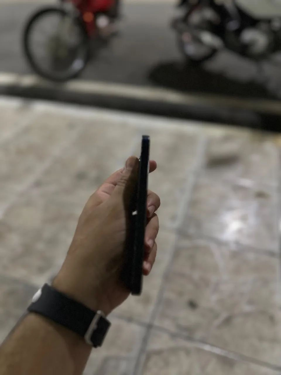 iPhone 13 usado com tela original e bateria original 83%  - Foto 3