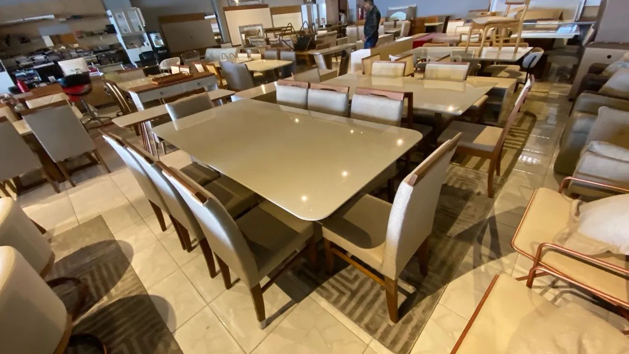 Mesa de Jantar Elegante com Cadeiras resistente de madeira  - Foto 3