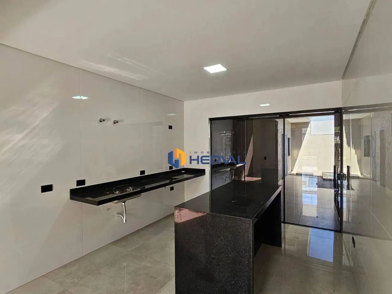 Casa com 3 quartos à venda, 138 m² por R$ 850.000 - Bom Jardim - Maringá/PR - Foto 6