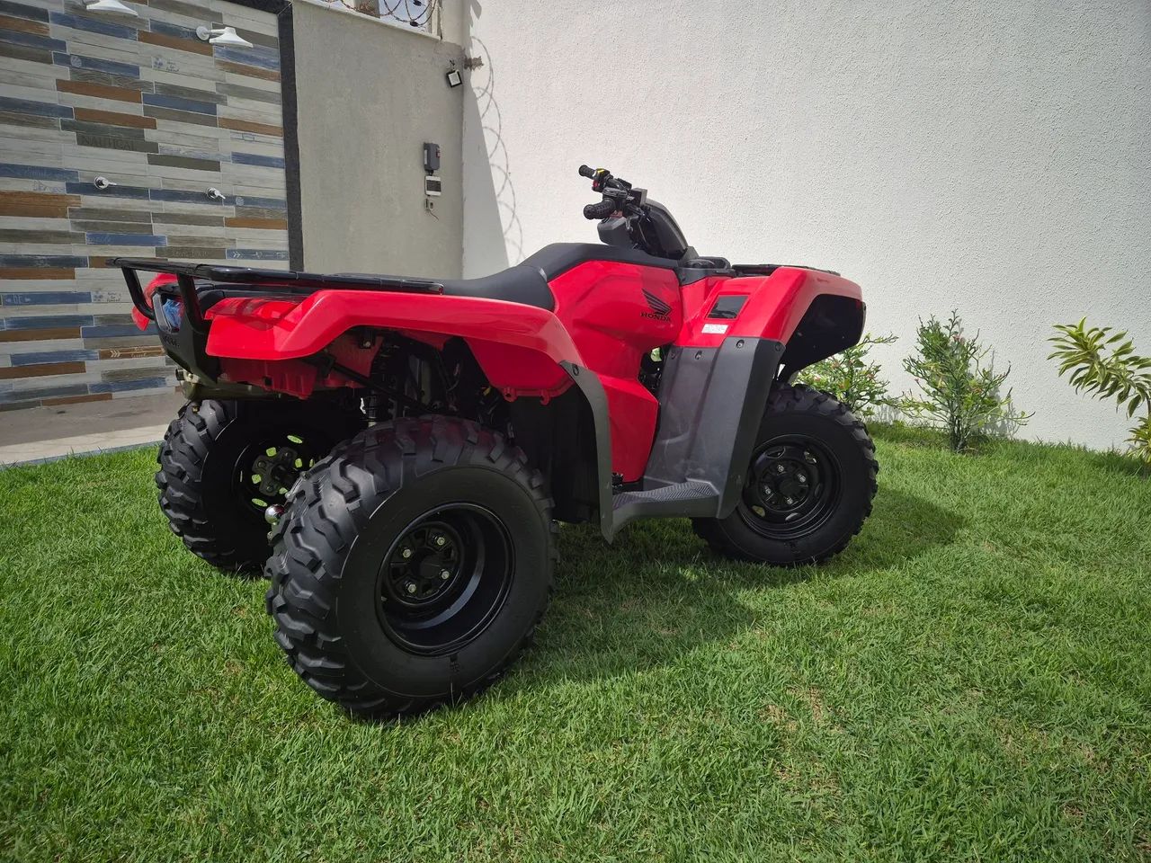 Quadriciclo Honda Foutrax 4x4 Vermelho - Foto 4