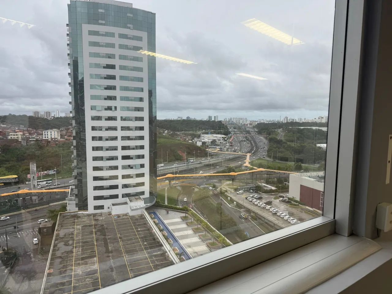 SALA COMERCIAL 50 m2  - EDIFÍCIO SALVADOR BUSINESS - Foto 4