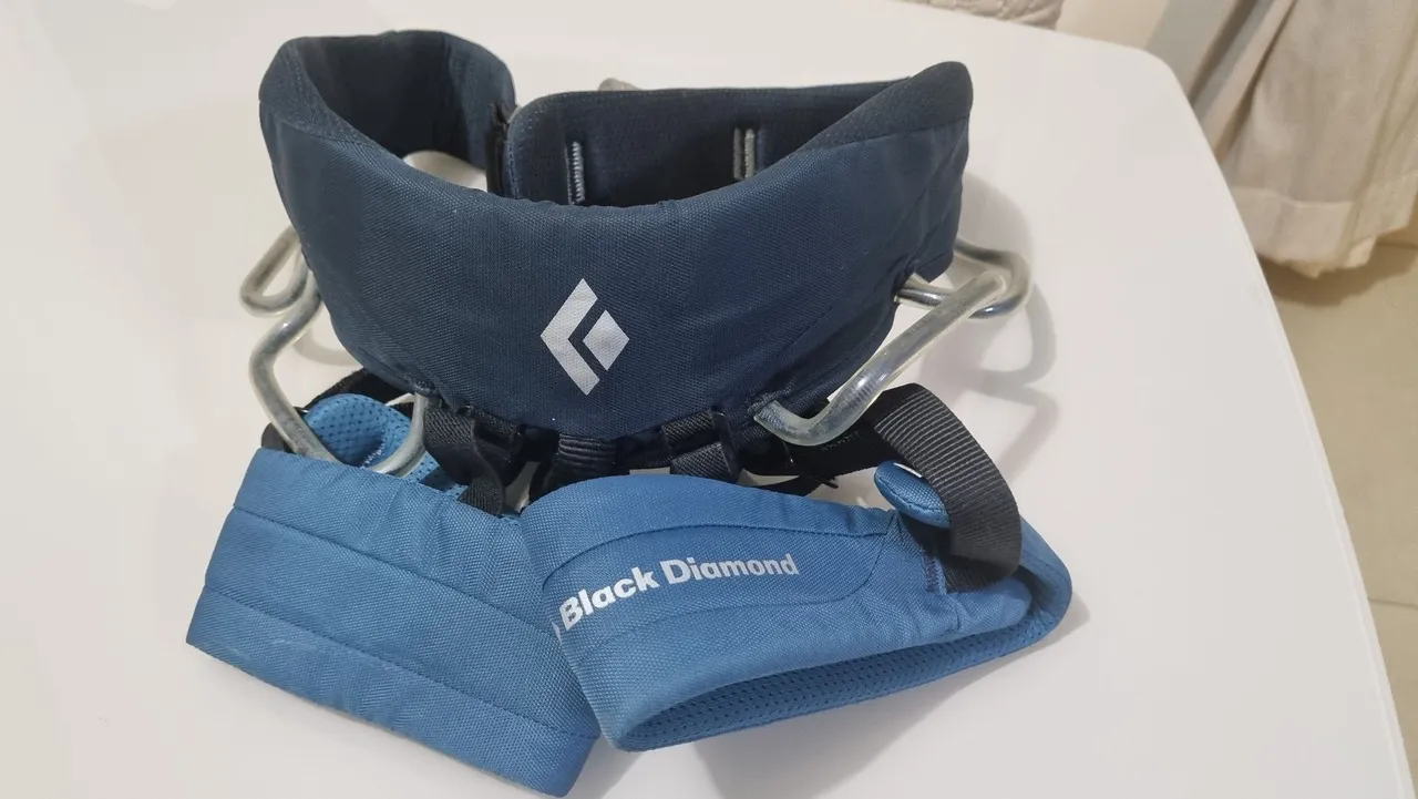Cadeirinha de Escalada Black Diamond Momentum