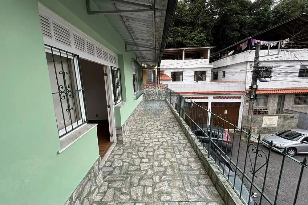Casa / Sobrado à venda em Olaria - R$ 249.000,00 pronta para morar com documentação toda O - Foto 4