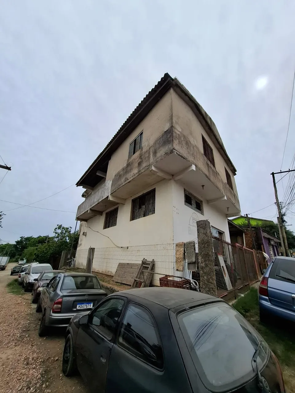 CASA COMERCIAL NO BAÍRRO LOMBA PINHEIRO