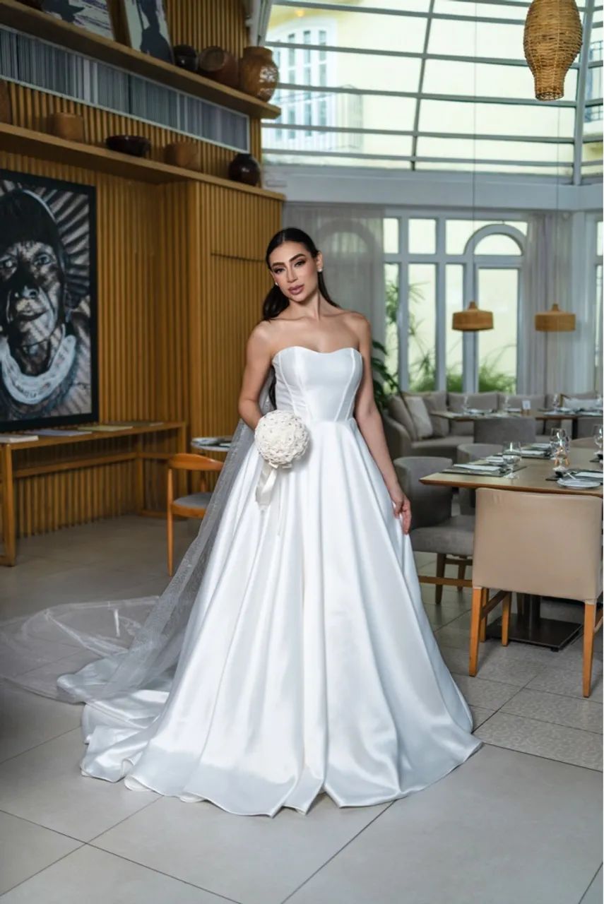 Vestido de noiva elegante e sofisticado