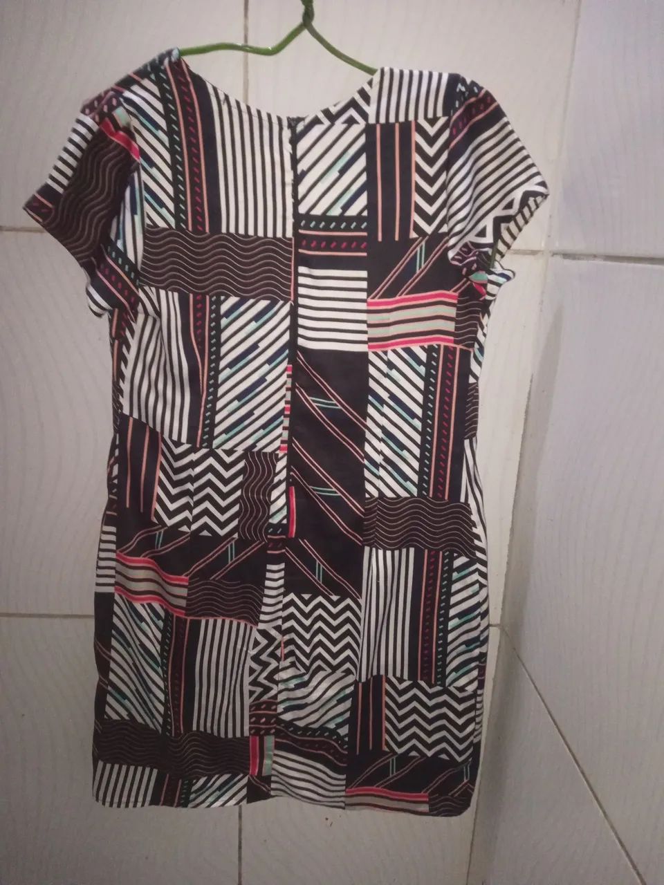 Vestido HOLVIN Estampado Geométrico Feminino M  - Foto 4